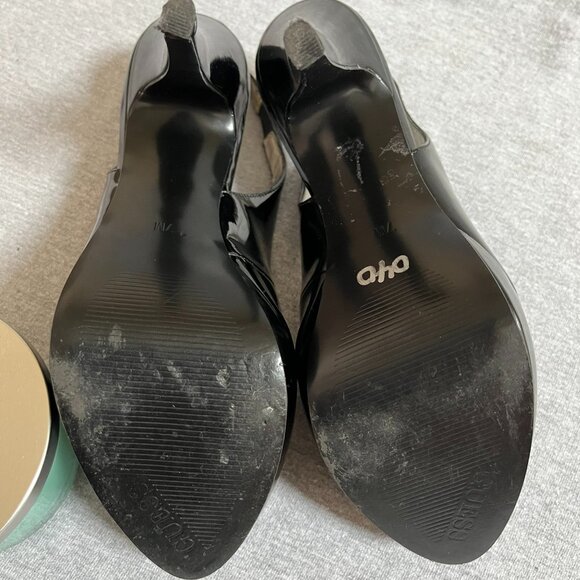 Guess Black Patent Leather Peep Toe Platform Heels. Size 7M - Picture 10 of 12